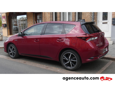 Toyota Auris — 12